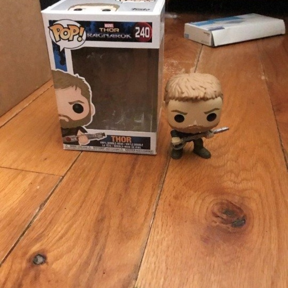 Thor Ragnarok Funko Pop Figure